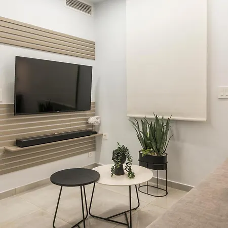 π Project: Smart Apartment